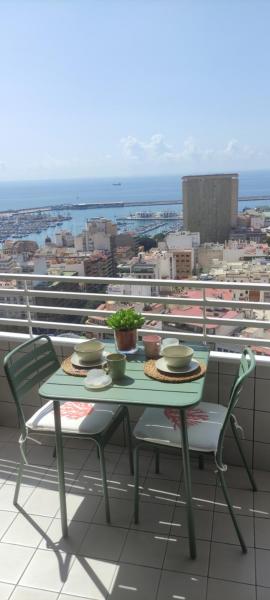 Estudio con impresionantes vistas en Alicante centro